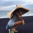 Hc49b36520fde43fc847796edb887d341M